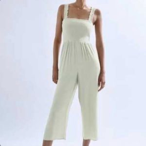 NWT Aritzia Wilfred Chianti Jumpsuit White Size Medium